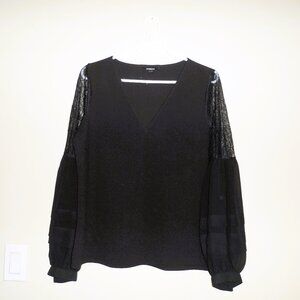 express- Top black , long sleeves - size M, NEW
